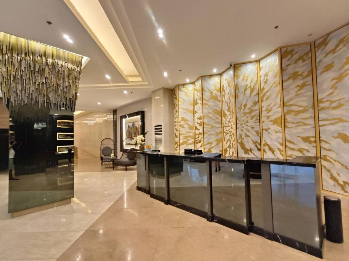 Penthouse Studio At Fame Residence 41St Floor, Shangrila-Megamall Манила Экстерьер фото