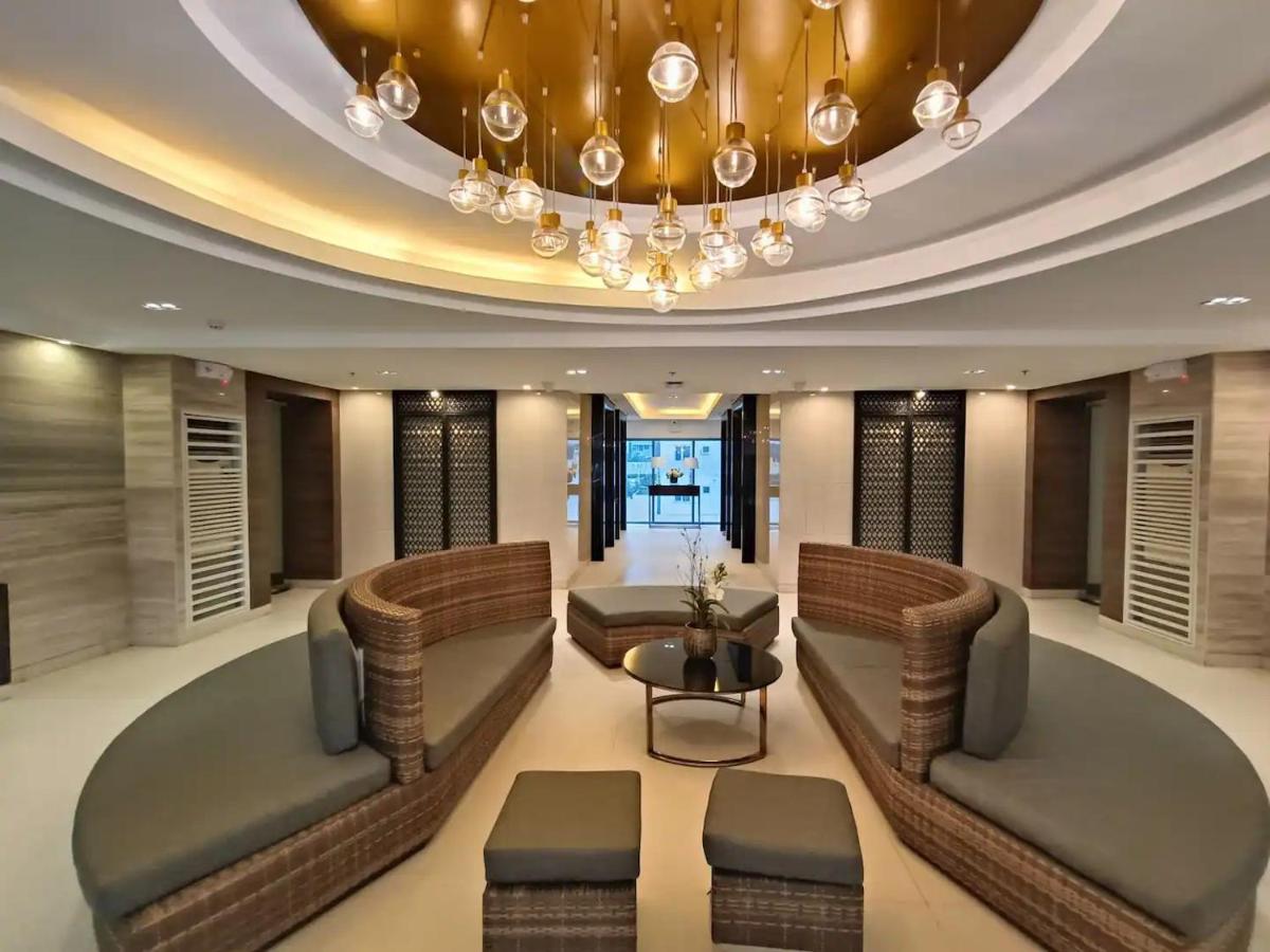 Penthouse Studio At Fame Residence 41St Floor, Shangrila-Megamall Манила Экстерьер фото